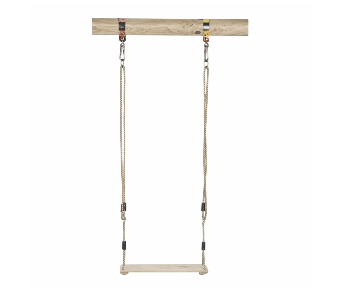 Vastupidav männi- või kuusepuidust kiigeiste detailvaates