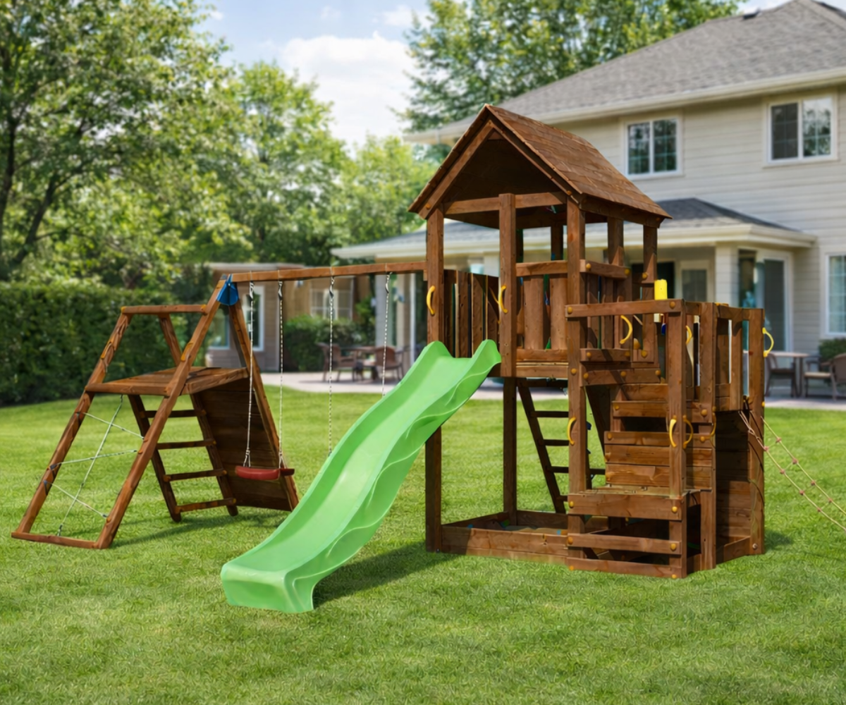 Mänguväljak Penthouse + ronimismoodul Challenger (immutatud) koduhoovis