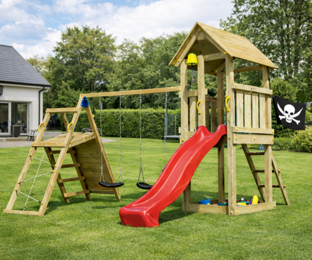 Mänguväljak Kiosk + ronimismoodul Challenger (naturaalne) pesakiiged