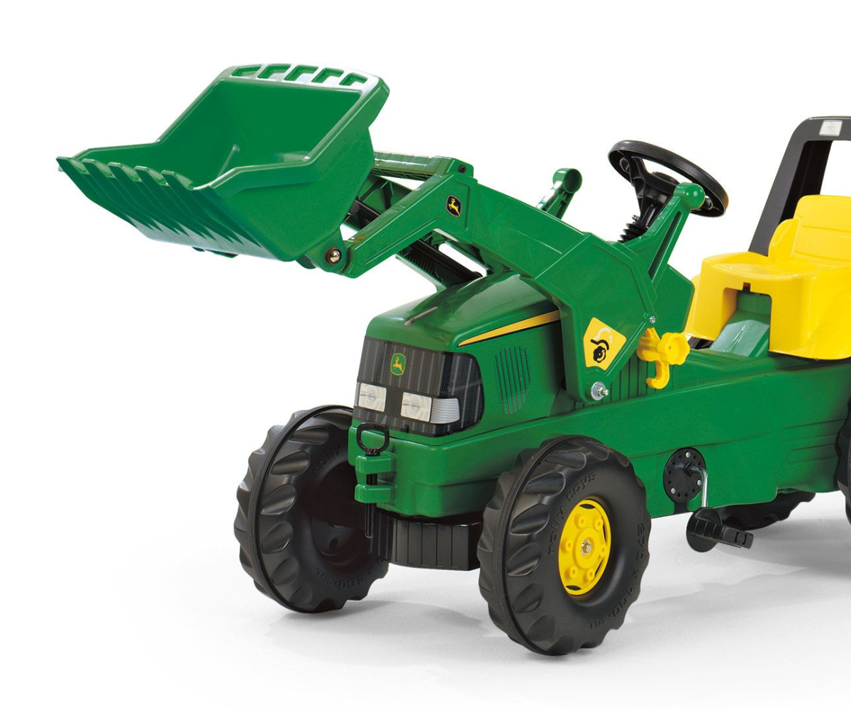 Rolly Junior John Deere pedaaltraktor reguleeritava istme ja tugevate ratastega.