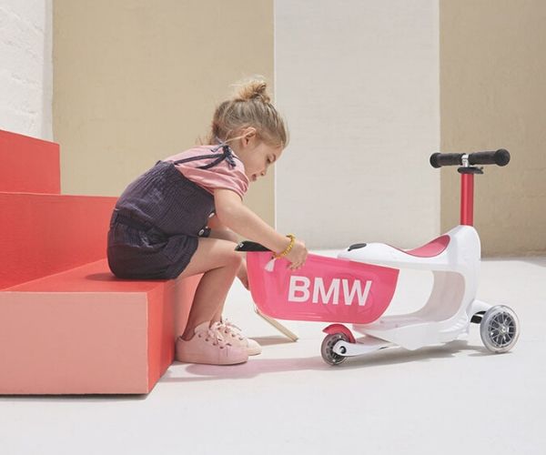 Laste tõukeratas Micro "BMW", lastele 18+ kuud (valge/vaarikapunane
