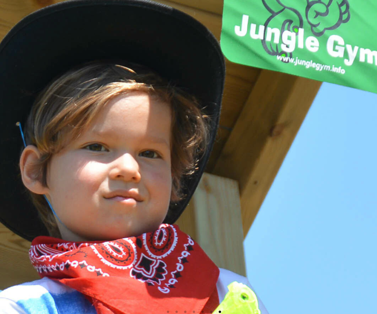 Integreeritud liivakast Jungle Gym Voyager mängukomplekti all