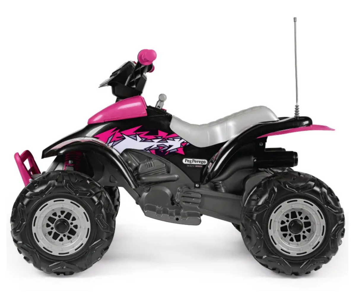 Peg Perego elektriline ATV roosa – istme ja rooliosa lähivaade