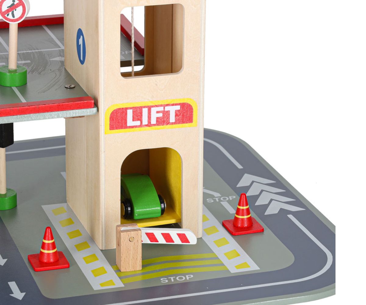 Puidust parkimismaja Benino LULILO – kahe korrusega linnagaraaž