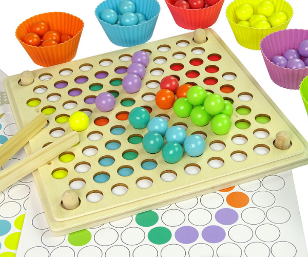 Montessori puidust värviliste kuulide õppemäng