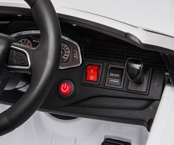 Laste elektriauto Audi RS Q8 2x45W valge, puldiga