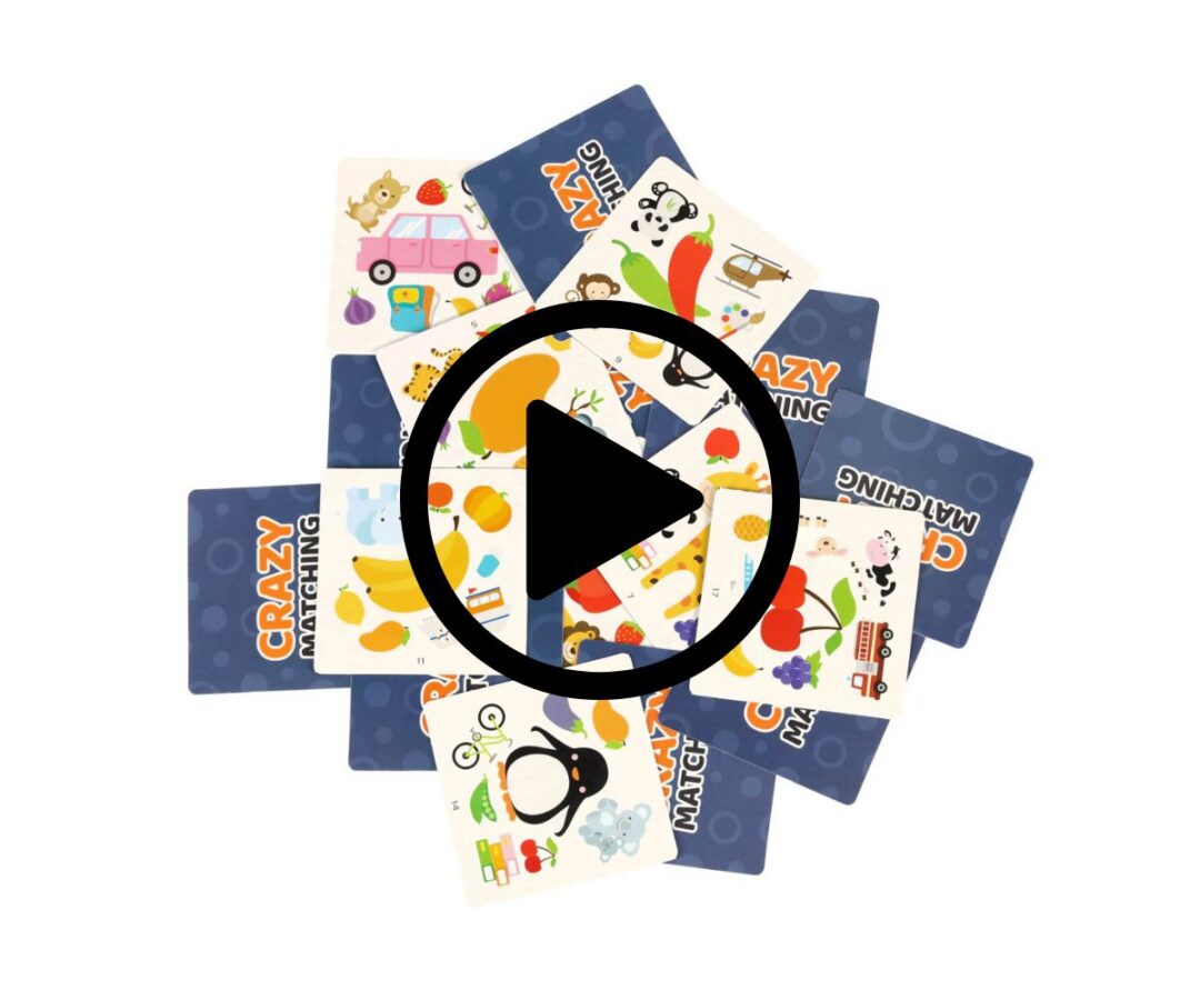 Lauamäng „Kes leiab paari esimesena?“ – 54 kaarti ja kelluke 🔔🎴 Lõbus ja tempokas kaardimäng kogu perele! See tähelepanu ja reaktsioonikiirust arendav mäng toob naeru ja põnevust igasse õhtusse. Kes leiab esimese paari? Vajuta kiiresti kellukest ja kogu punkte! 😄 💡 Miks see mäng on nii populaarne: 🎯 Arendab tähelepanu ja keskendumist – leia ühesugused pildid enne teisi mängijaid! ⚡ Reageerimiskiiruse treening – kiire ja kaasahaarav mäng, kus võidab teravaim silm. 👨‍👩‍👧‍👦 Kogu pere lõbu – sobib igas vanuses mängijatele alates 3. eluaastast. 🔔 Kellukese lisamine toob mängu veelgi rohkem põnevust – vajuta esimesena, kui leiad sobiva paari! 🃏 Kaks mänguviisi – mängi, et vabaneda kõigist kaartidest või kogu neid hoopis võimalikult palju! 🎲 Komplekt sisaldab: 54 mängukaarti Kelluke Reeglid kahes mänguviisis 📏 Tooteinfo: Vanus: alates 3. eluaastast Mängijate arv: 2+ Materjal: papp, plastik Kaardi mõõdud: 7,5 × 7,5 cm Kellukese mõõdud: 7 × 4 cm Pakendi mõõdud: 17 × 9,5 × 5,5 cm Sertifikaat: CE 🎁 Ideaalne valik pereõhtuteks või kingituseks! See värvikas ja kiire reaktsioonimäng pakub naeru, koostegemise rõõmu ja aitab lastel treenida tähelepanu ning refleksi.