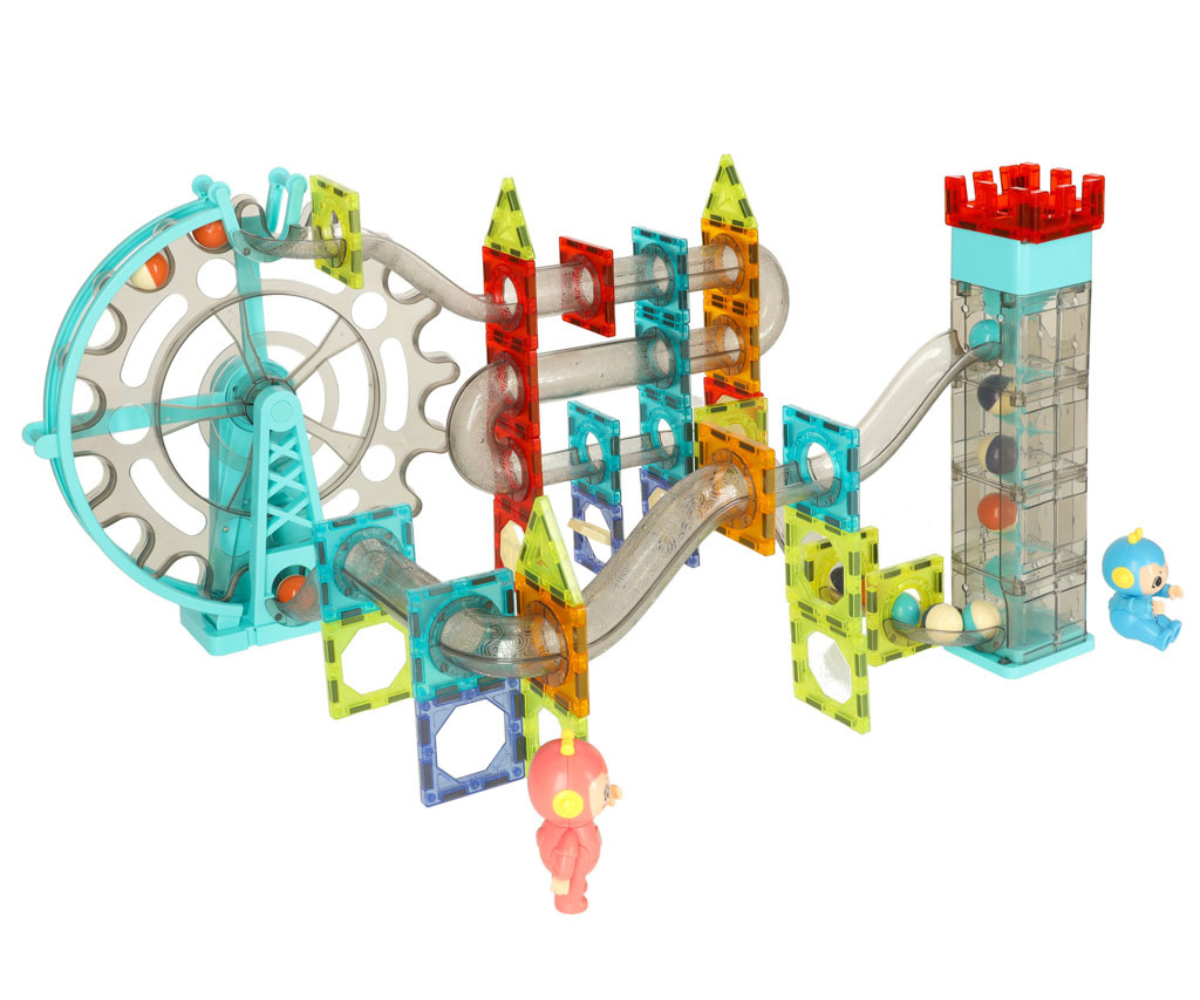 DIGE 118-osaline vaateratta ja liftiga magnetklotside komplekt kõigi osadega laiali asetatuna