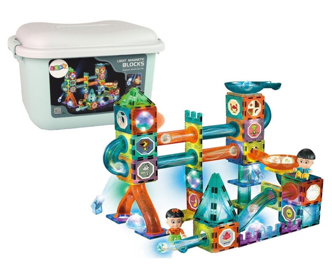 Pimedas helendavad DIGE magnetklotsid ja kuulirada koos värviliste LED-tuledega.