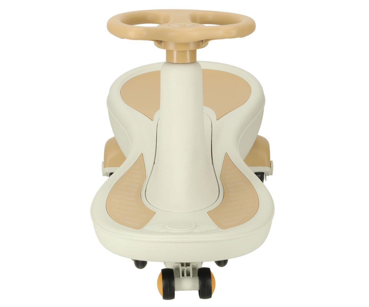 Komplekt karbis – beež vingerdav auto pakendis koos toodete detailidega.