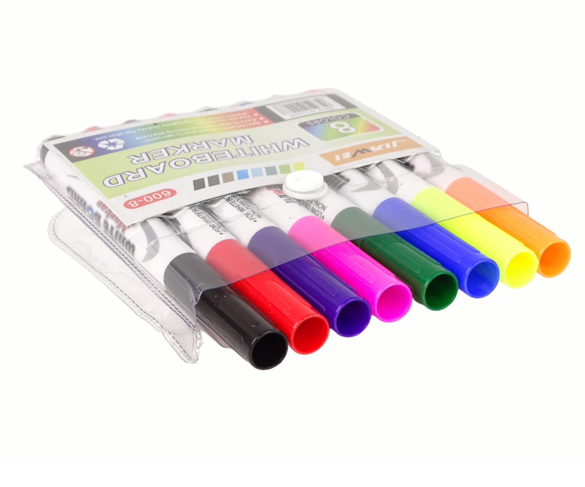 Laps joonistamas kuivtahvli markeritega värvilisi kujundeid valgele tahvlile