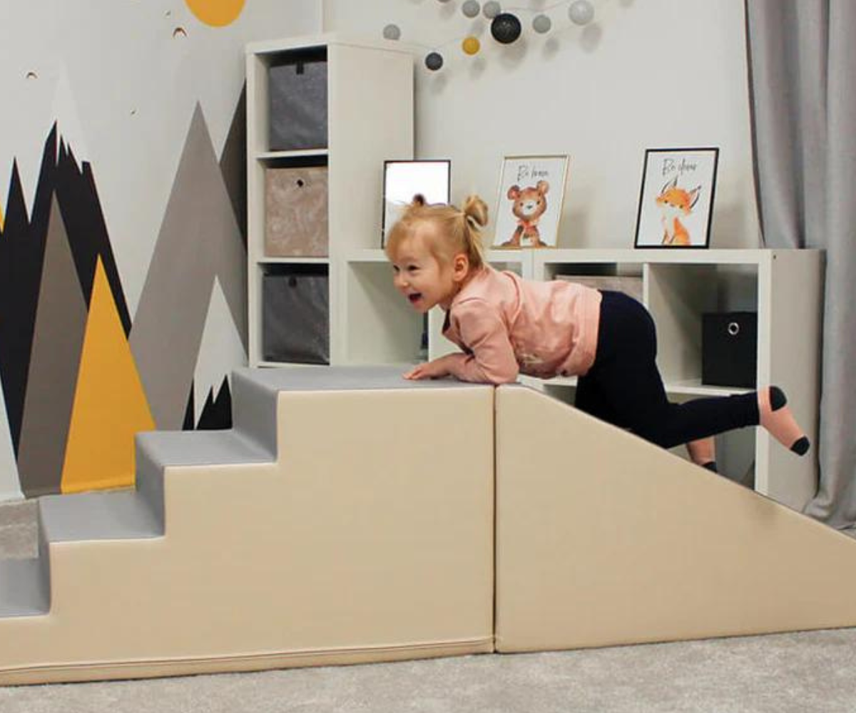Pehme astme- ja liugkomplekt IGLU Mega Fun Slider, Beež / hall