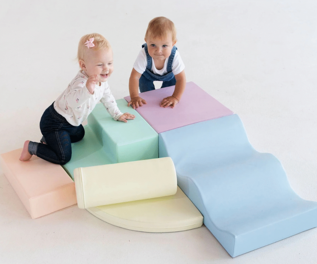 Klotside komplekt IGLU Explorer pakendis enne mängu alustamist