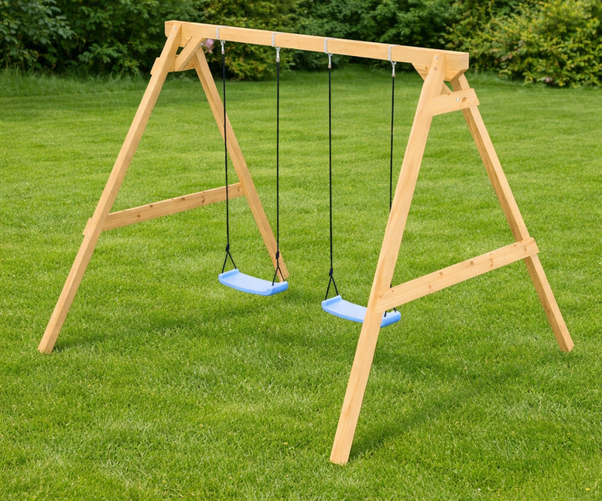 Reguleeritavate nööridega pastelne sinine kiigeiste aeda