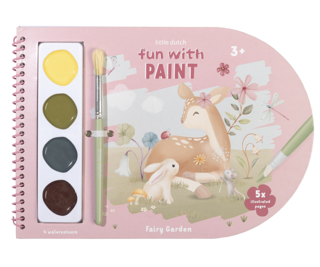 Väike kunstnik kasutab Fairy Garden maalimisraamatut