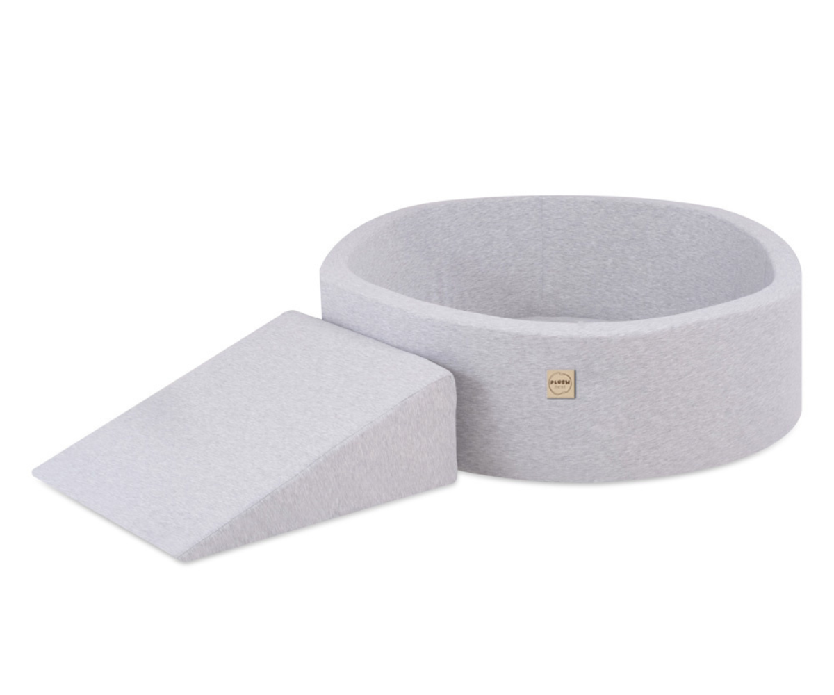 minimalistlik lastemänguala Plush Nest komplektiga