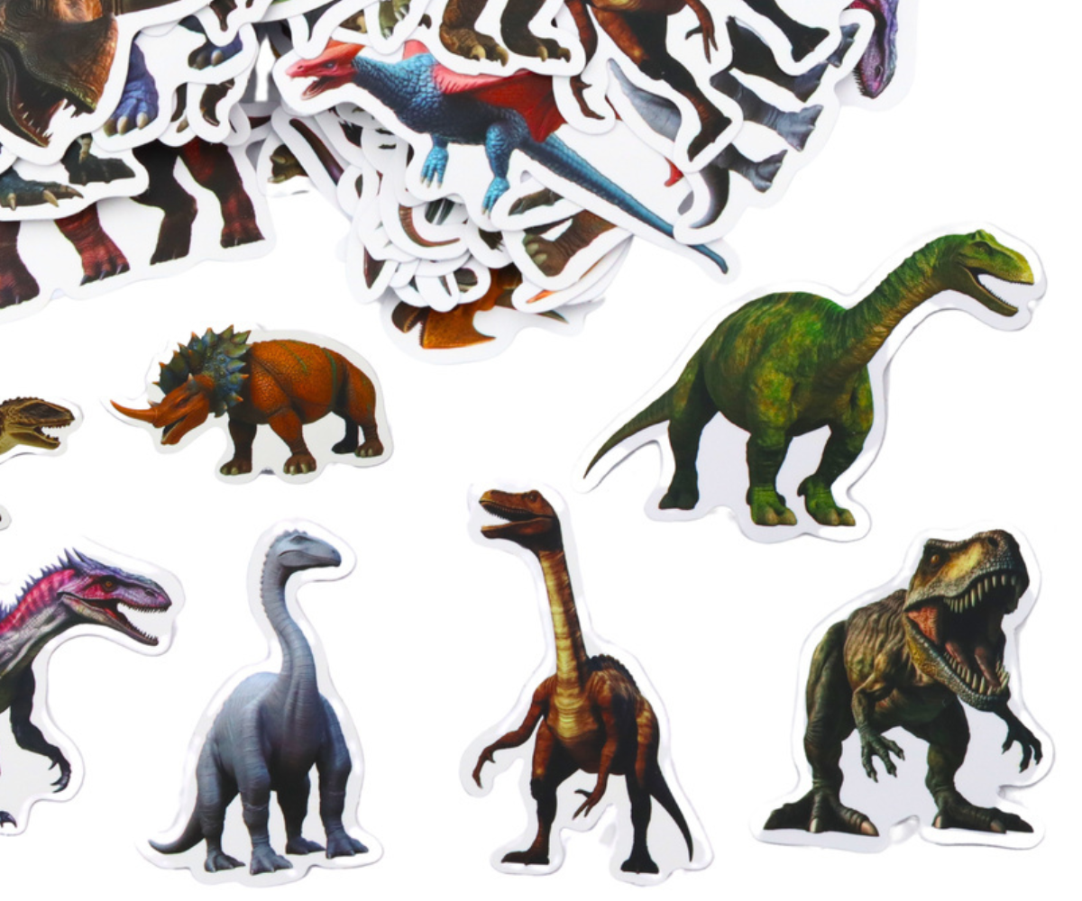 eelajaloolised dinosaurused värviliste ja detailsete kujutistena