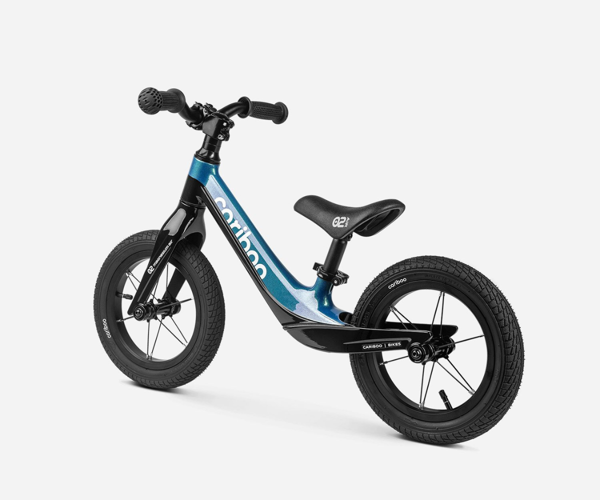 Jooksuratas Cariboo Magnesium Air (3+) must-sinine