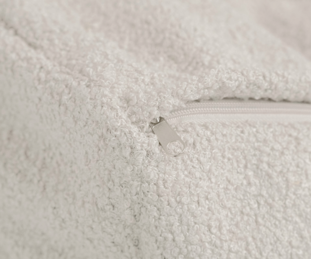 tugitool plush nest puffy square lamb