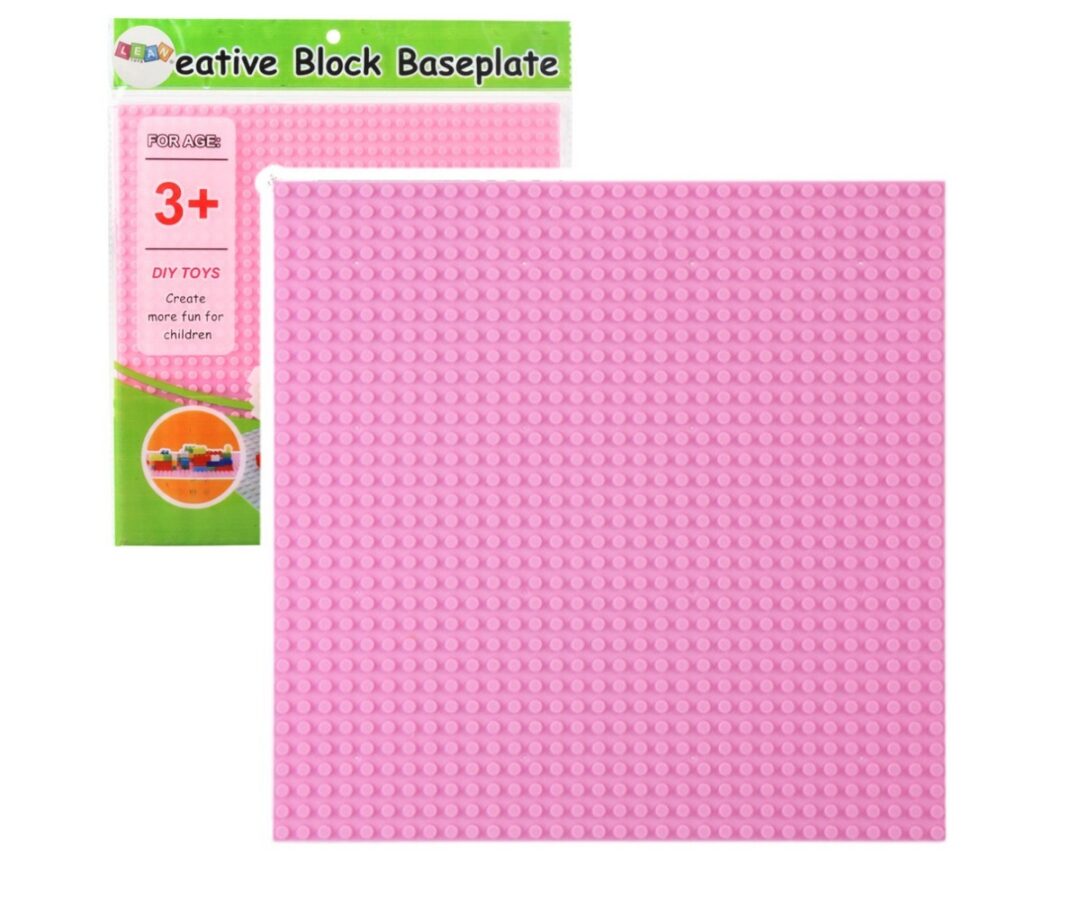 Ehitusklotside plaat 25,5×25,5cm – roosa, ideaal laste DIY mängudeks.