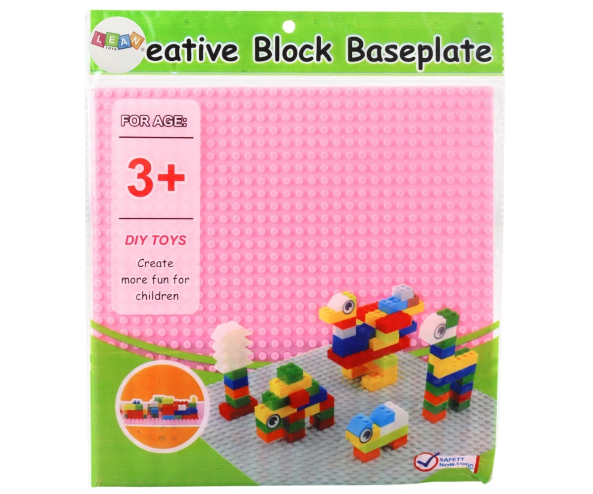 Ehitusklotside plaat 25,5×25,5cm – roosa, ideaalne alus klotside ehitamiseks.