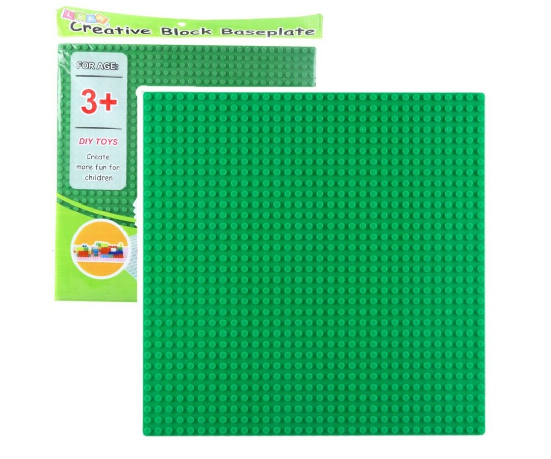 Ehitusklotside plaat 25,5×25,5cm – roheline, sobib loomingulisteks mängudeks.
