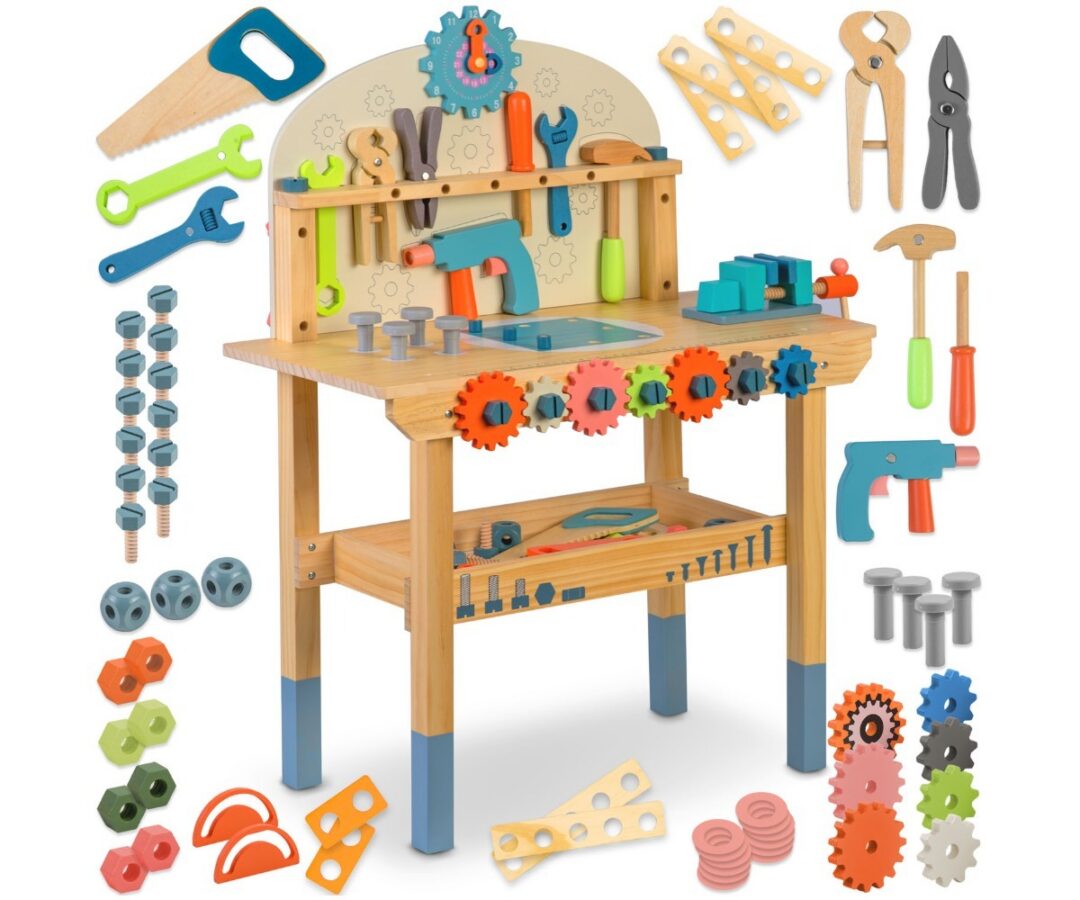 laps mängib puidust tööriistalauaga Ricokids RK-876