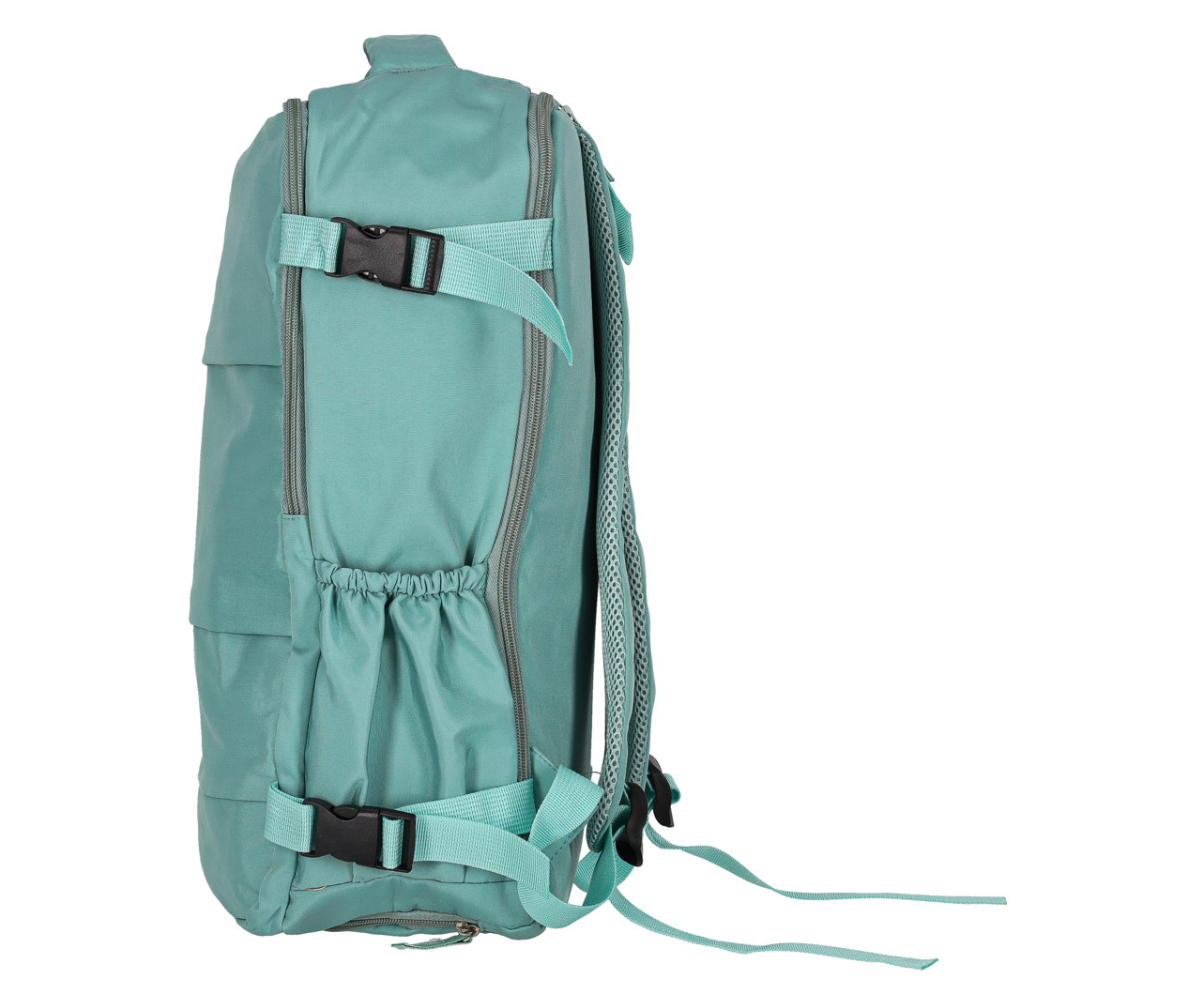 Reisiseljakott eesmist lukuga taskut ja küljetaskuid näidates