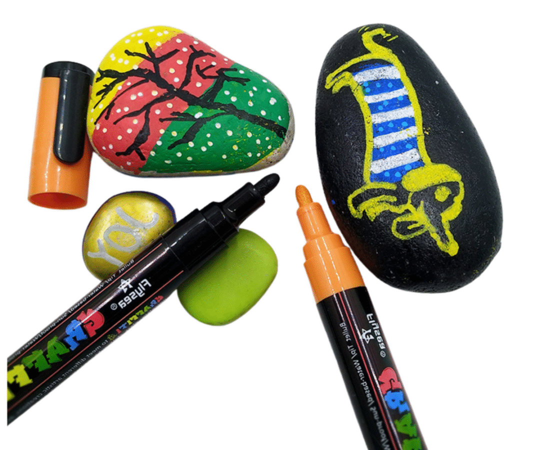 Akrüülmarkerite komplekt 12 tk – loovuseks igale pinnale, kasutatud kividel joonistamiseks