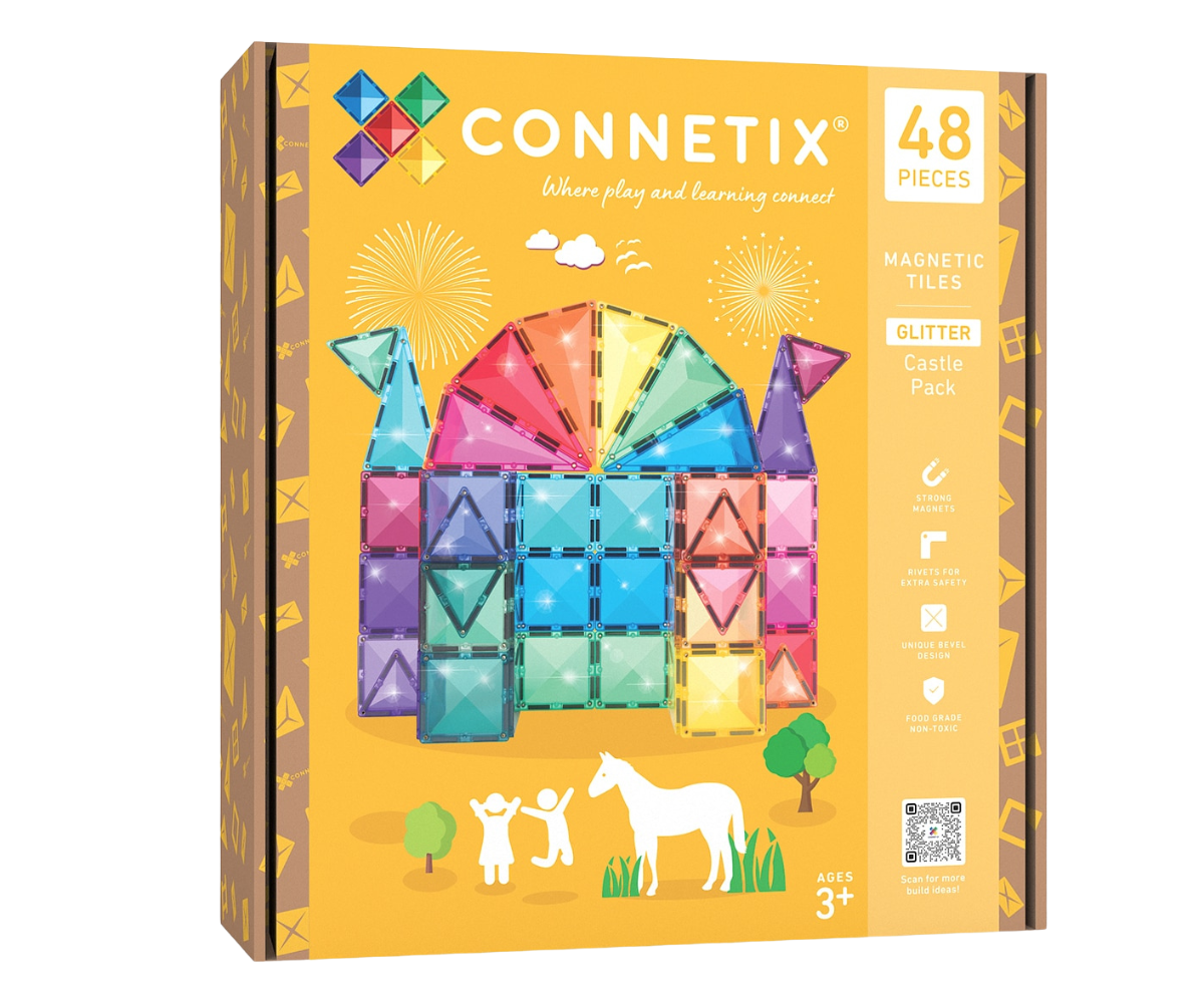 Laps ehitab Connetix magnetklotsidest sädelevat lossi ja torne