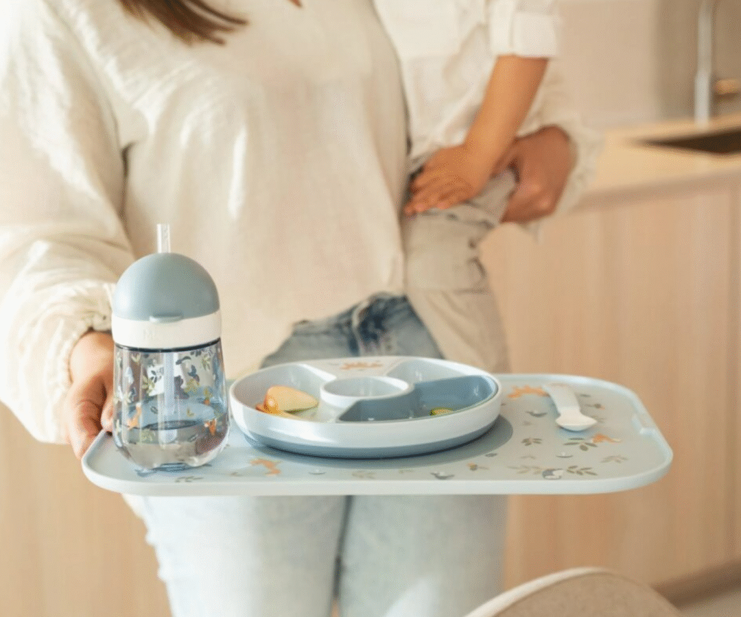 Beebi ja väikelapse jaotustaldrik libisemisvastase põhjaga