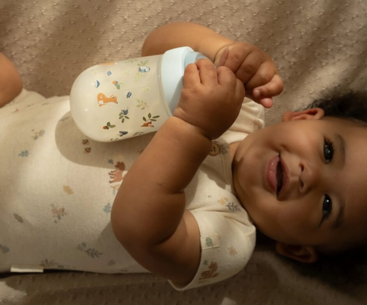 Lutipudel 240ml Forest Friends – Little Dutch Little Dutch koolikutevastase klapiga lutipudel mugavaks toitmiseks