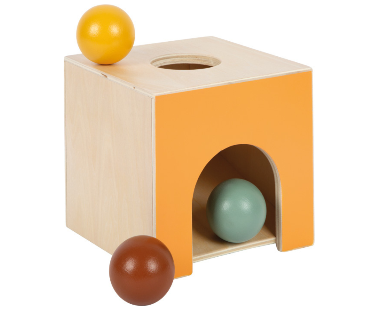 Montessori kuulikast puidust ja kolme värvilise kuuliga