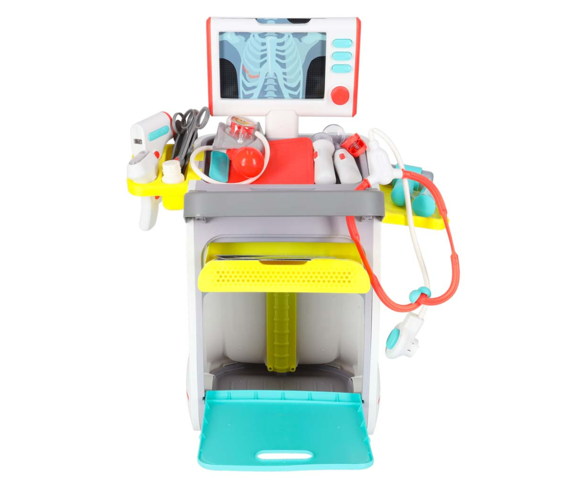 Interaktiivne arstikomplekt koos röntgenpildi ja EKG-ekraaniga.