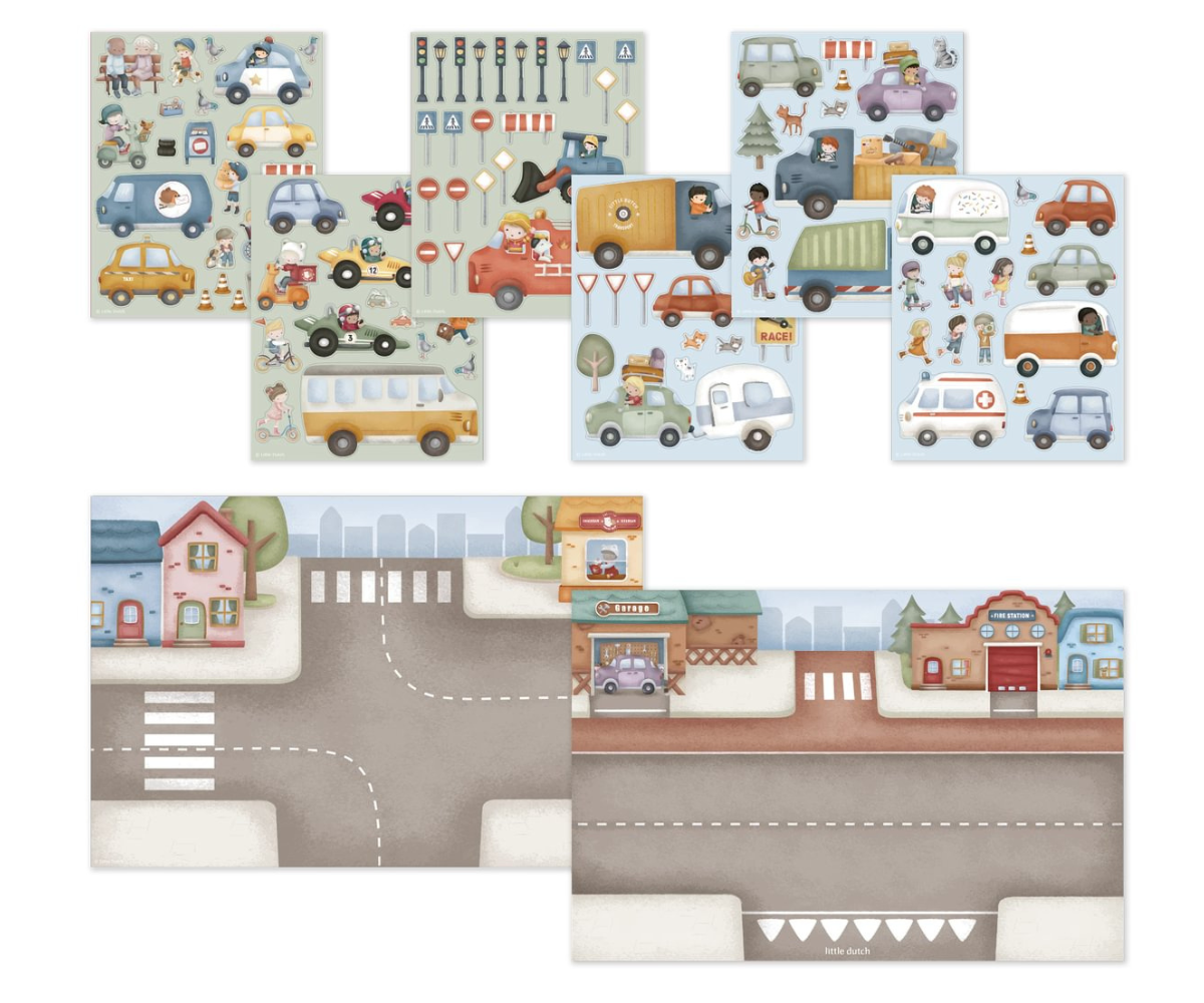 Laps mängib Jim & Friends kleebiste vihikuga ja loob oma loo