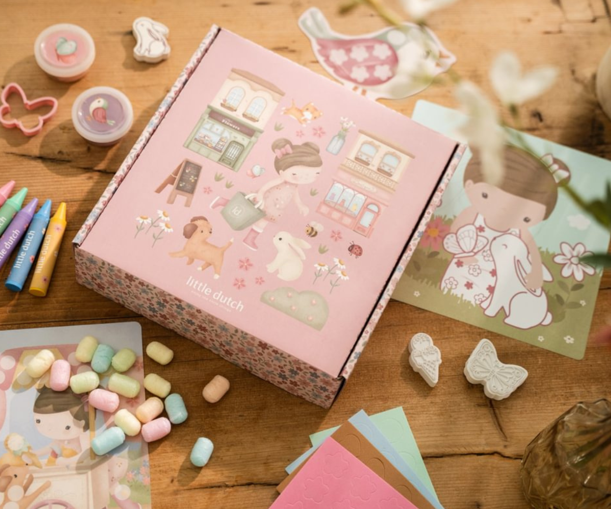 Loovuskomplekt Rosa & Friends – Little Dutch värviline kunstikomplekt lastele