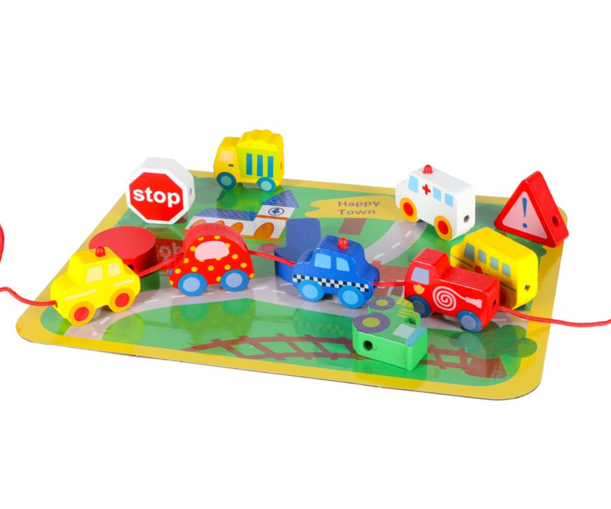 Puidust nöörimismängu tahvel koos värviliste klotside ja nööriga.