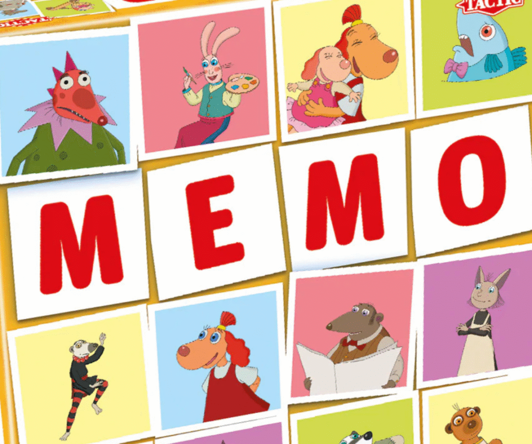 Lapsed mängimas Memo Lotte pildipaari mängu.