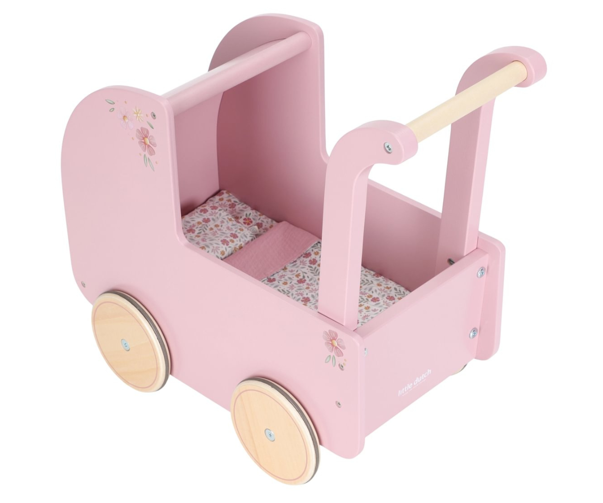 Vankri sees olev madrats, padi ja tekk Soft Flowers mustriga.