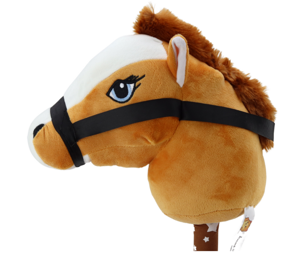 Interaktiivne plüüsist kepphobune heliefektidega, sobib rollimängudeks ja aktiivseks mänguks.