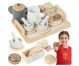 Kruzzel 26543 puidust 16-osaline teeserviis koos kannu, tasside ja makroonidega.