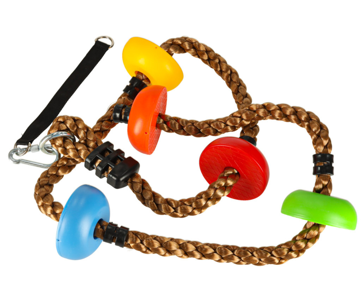 Ronimisköis ketastega, kinnitatud karabiini ja kinnitusrihmaga õue mänguplatvormi külge.