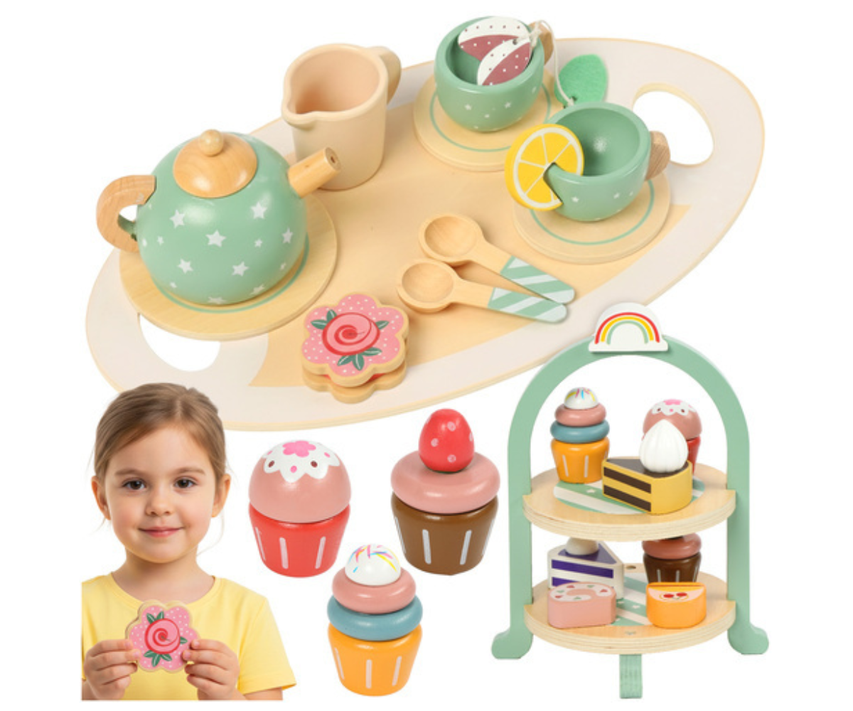 Täielik laste puidust teekomplekt koos kõigi tarvikutega.