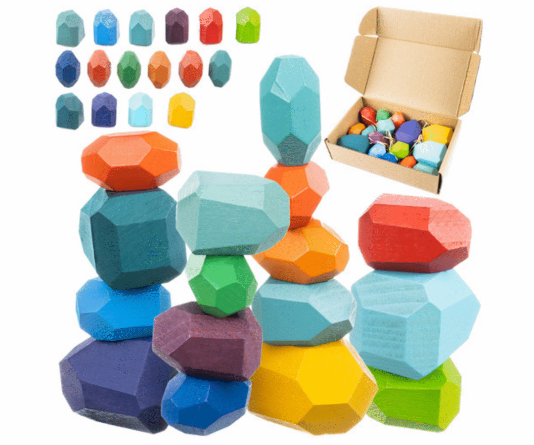 Puidust tasakaalukivid ja ehitusklotsid 16-osalise komplektina.