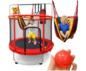 Batuut turvavõrgu ja tarvikutega – 150cm punane, kaks last mängimas rõõmsalt batuudil.