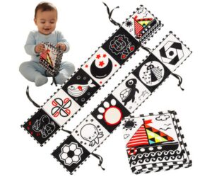 Beebi mängib sensoorse kontrastiraamatuga - Kruzzel.