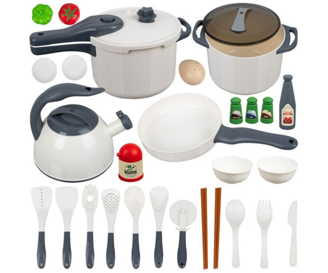 Laste kööginõude komplekt 32 osa – Kruzzel, mis sisaldab potte, pannide ja köögitarvikute valikut.