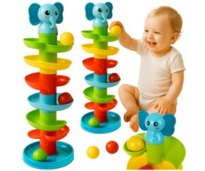 Pallitorn lastele – värviline pallirada, laps mängib rõõmsalt palli rikkaid