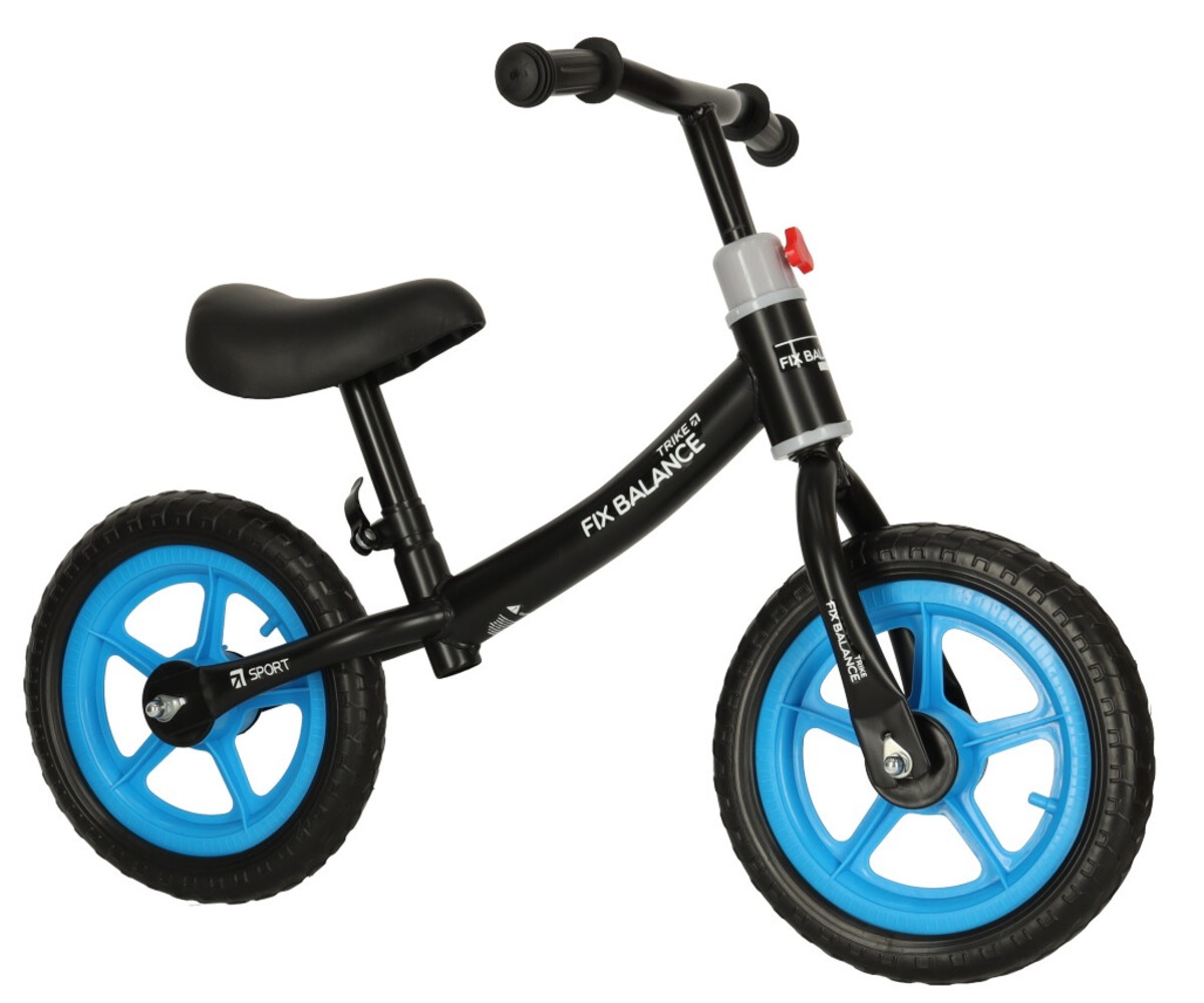 Jooksuratas Trike Fix Balance – must-sinine, detailne vaade mustast raamistikust ja sinistest ratastest.