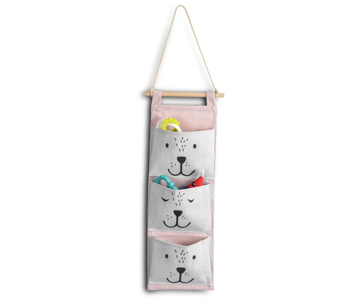 Rippuv mänguasjade organiseerija Nukido – roosa, laste mängutoas koos teiste mänguasjadega